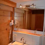 Berggasthaus Weingarten 3*