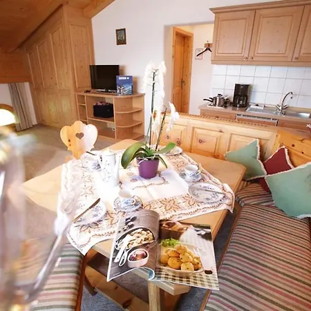 Inn Berggasthaus Weingarten 3*