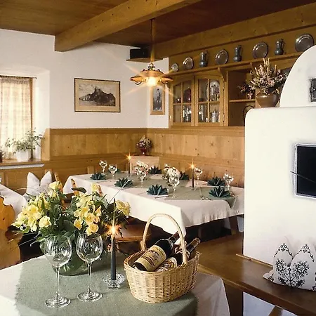 Gasthof Berggasthaus Weingarten 3*