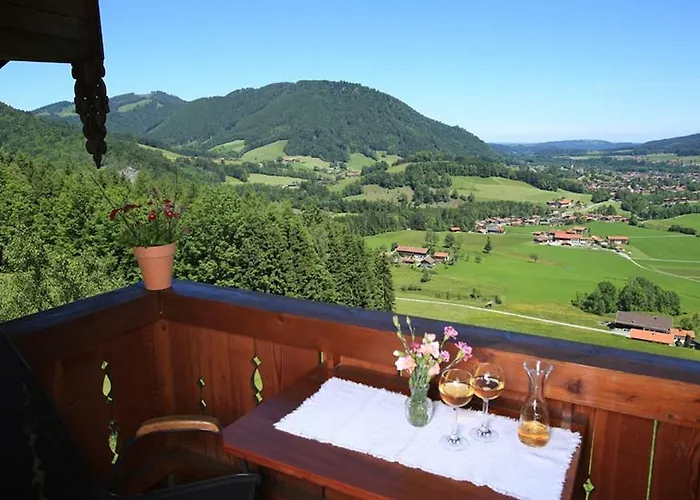 Kro Berggasthaus Weingarten 3*